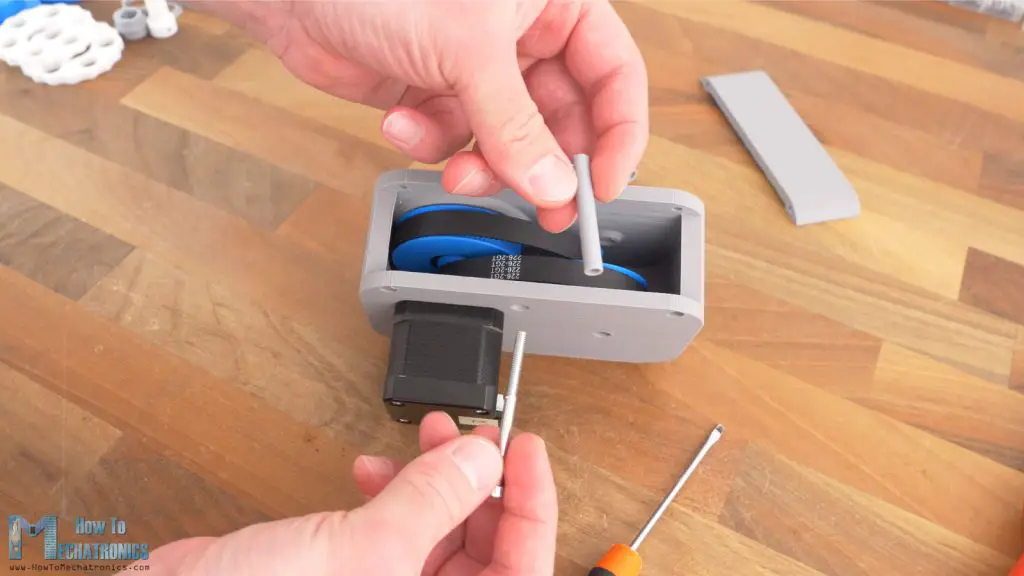 3D printed 6mm shaft for the belt drive