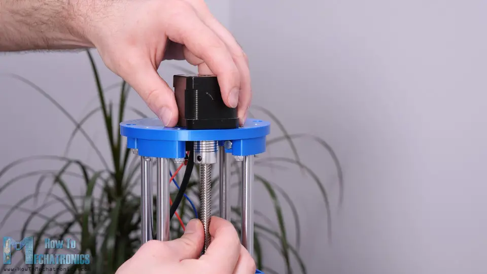 Coupling the Z-axis NEMA 17 stepper motor with the 8mm lead screw with 5mm to 8mm shaft coupler