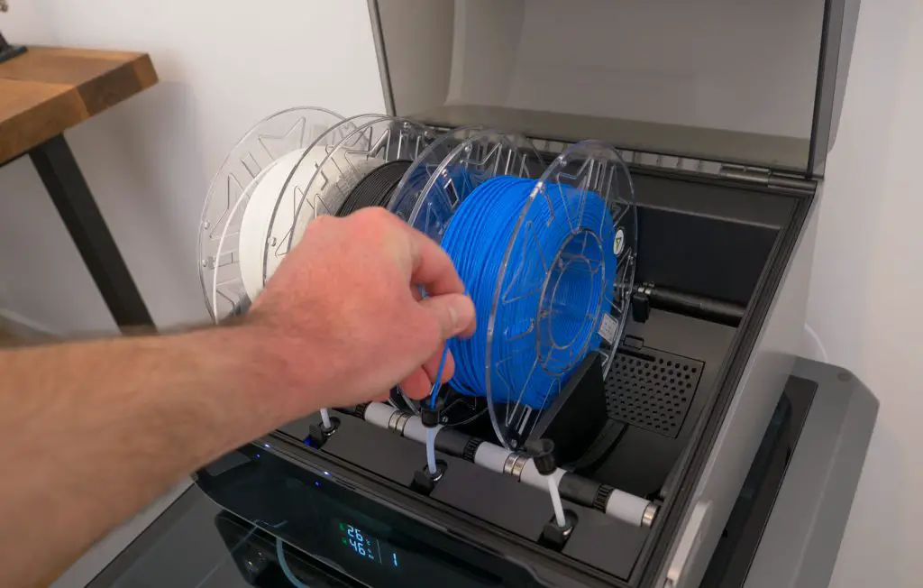 Creality Filament System (CFS)  for multicolor 3D printing - automatic filament change - easy to use