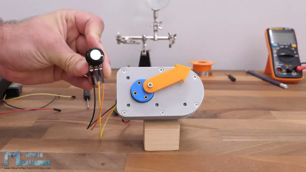 Custom-built servo motor control with analog input - potentiometer